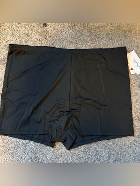 Swimsuits For All Black Swim Shorts NWT